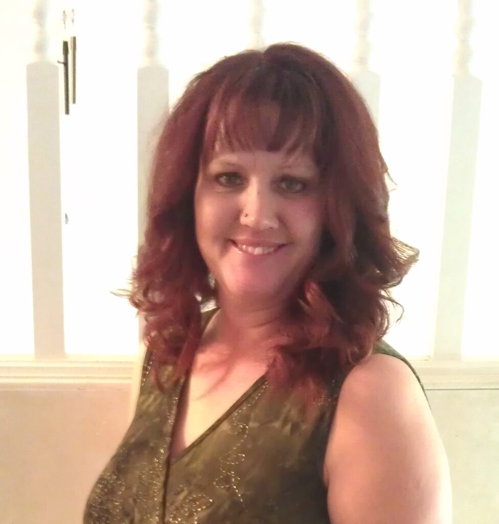 Jackie Rioux Headshot
